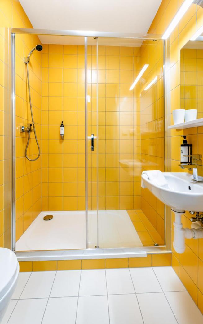 Hotel Active Stadium Lovosice Exteriör bild